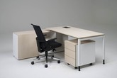 Piano ty�p�yt� 160x80 sivukaapilla B